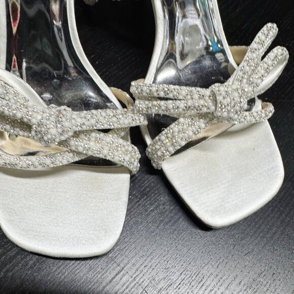 Badgley Mischka WHITE Satin Rhinestone Bow Elaine Heels Wedding 10 - Picture 5 of 6